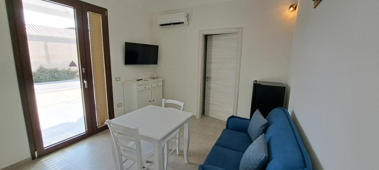 Claudette Apartments Marsala Phòng bức ảnh
